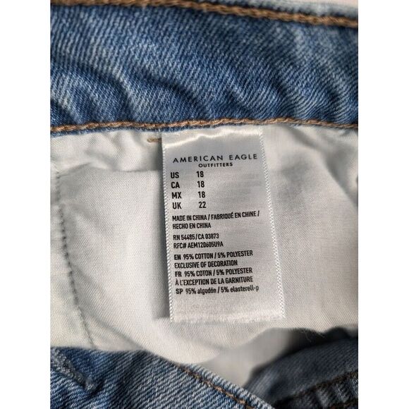 American Eagle Size 18 Blue‎ Denim Roll Cuff Preppy Womens Casual Summer Shorts - Picture 2 of 7